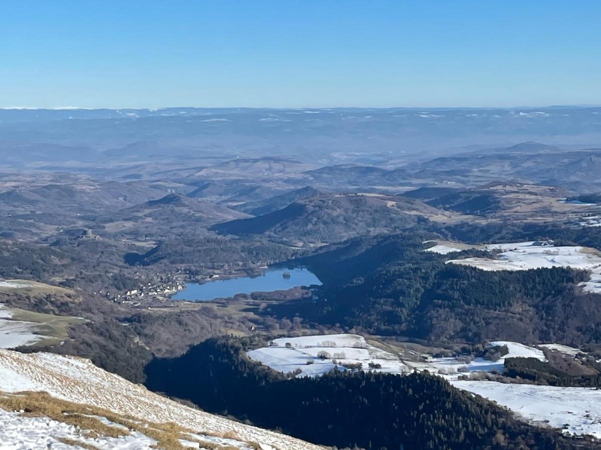 Les Gites Du Paradis Murol Exteriér fotografie